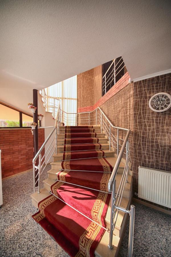 Hotel Tamari 쿠타이시 외부 사진