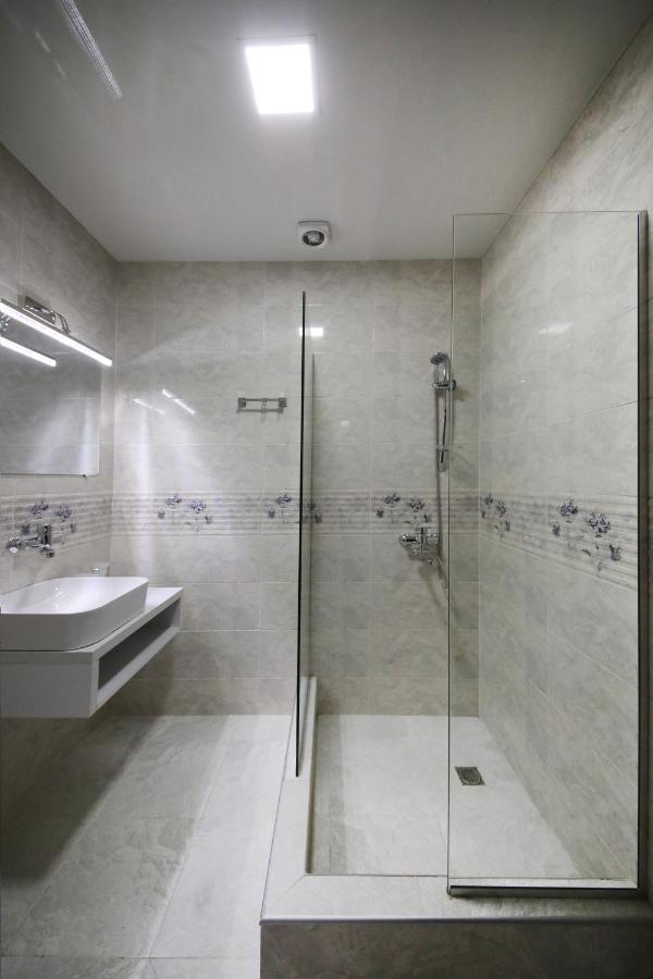 Hotel Tamari 쿠타이시 외부 사진