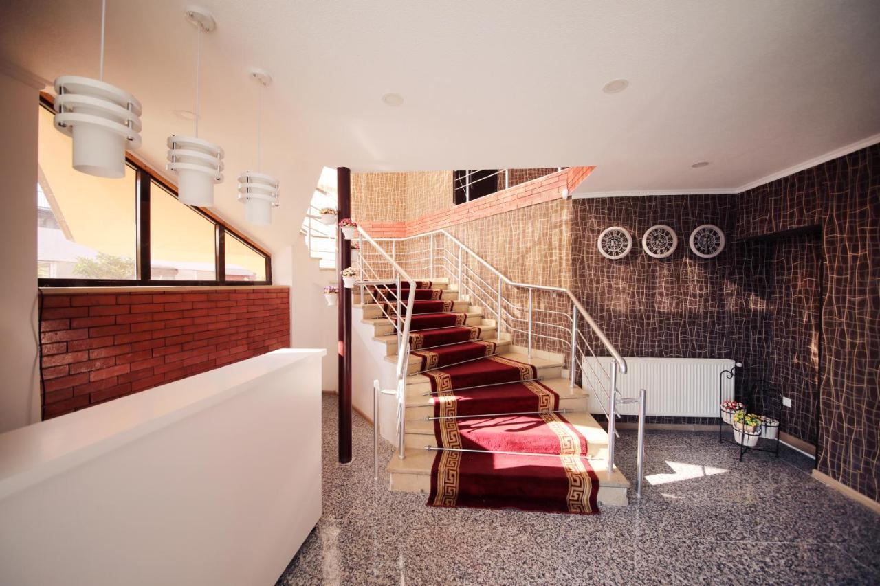 Hotel Tamari 쿠타이시 외부 사진